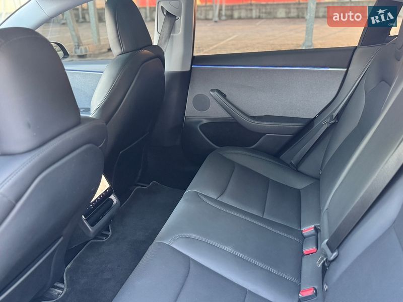 Седан Tesla Model 3 2024 в Львові фото 14 Седан Tesla Model 3 2024 в Львові