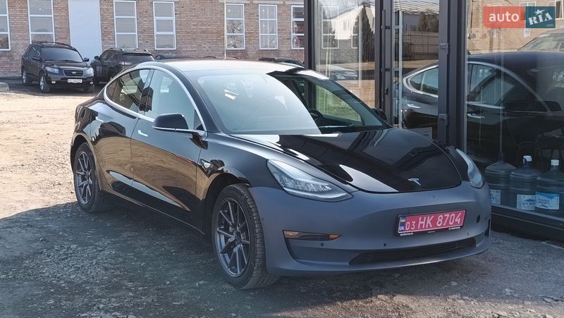 Tesla Model 3 2018