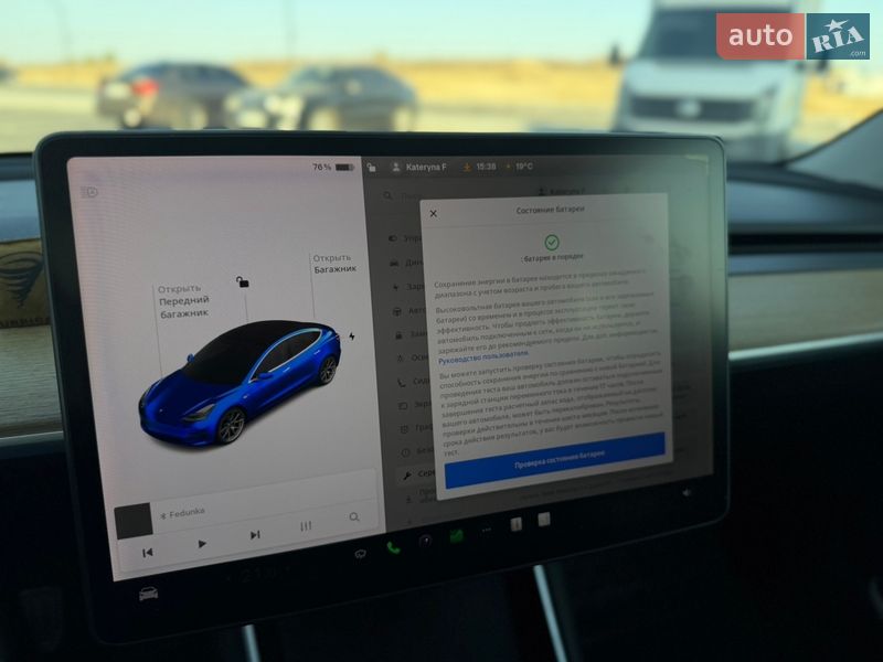 Седан Tesla Model 3 2018 в Ровно