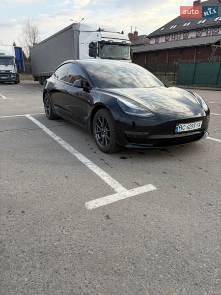 Седан Tesla Model 3 2021 в Львове фото 4 Седан Tesla Model 3 2021 в Львове