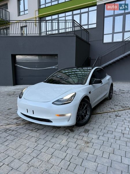 Седан Tesla Model 3 2022 в Ивано-Франковске фото 10 Седан Tesla Model 3 2022 в Ивано-Франковске