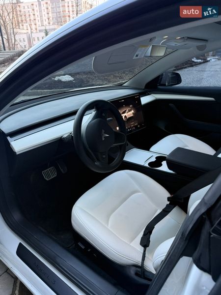 Седан Tesla Model 3 2022 в Ивано-Франковске фото 13 Седан Tesla Model 3 2022 в Ивано-Франковске