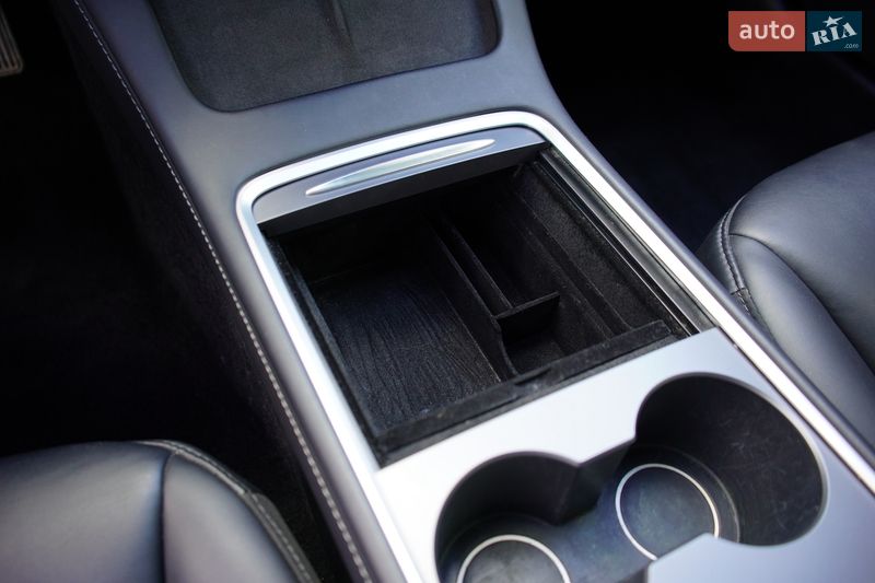 Седан Tesla Model 3 2022 в Житомирі фото 16 Седан Tesla Model 3 2022 в Житомирі