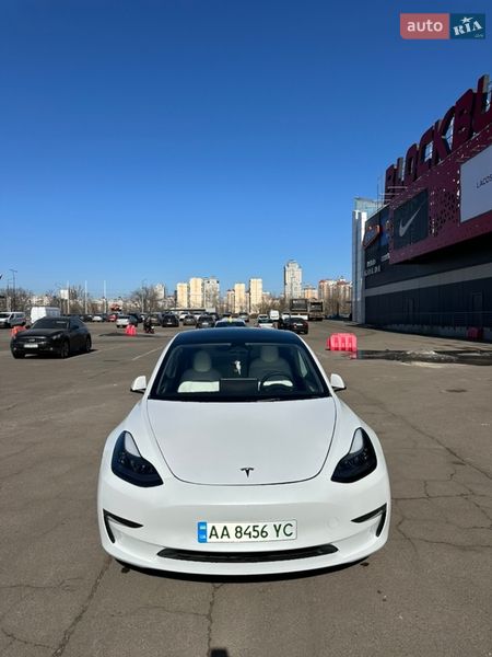 Седан Tesla Model 3 2023 в Києві фото 10 Седан Tesla Model 3 2023 в Києві