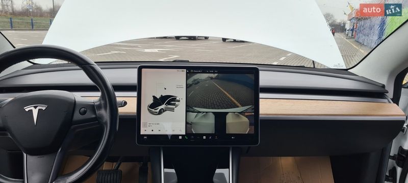 Седан Tesla Model 3 2017 в Нововолинську фото 5 Седан Tesla Model 3 2017 в Нововолинську