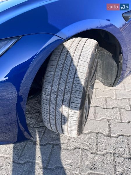 Седан Tesla Model 3 2024 в Борисполе