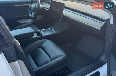 Седан Tesla Model 3 2023 в Днепре