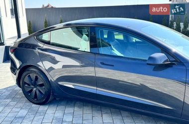 Седан Tesla Model 3 2024 в Стрые