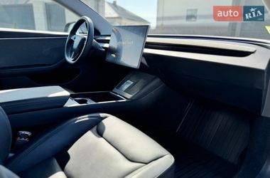 Седан Tesla Model 3 2024 в Стрые