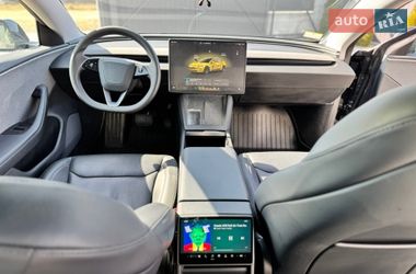Седан Tesla Model 3 2024 в Стрые