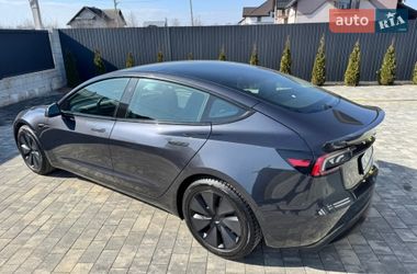 Седан Tesla Model 3 2024 в Стрые