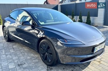 Седан Tesla Model 3 2024 в Стрые