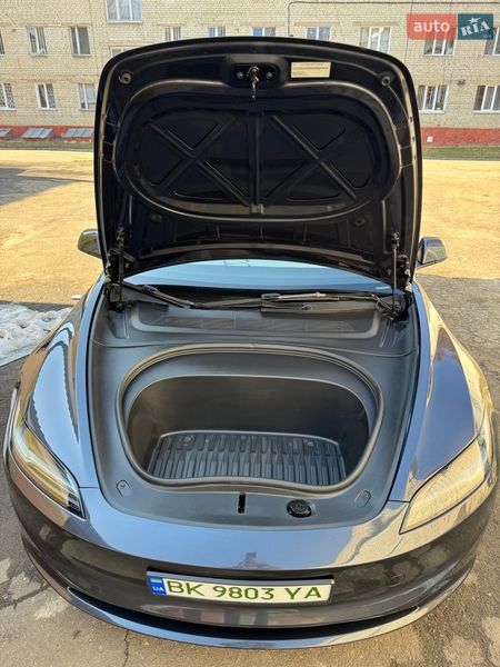 Седан Tesla Model 3 2024 в Ровно фото 24 Седан Tesla Model 3 2024 в Ровно
