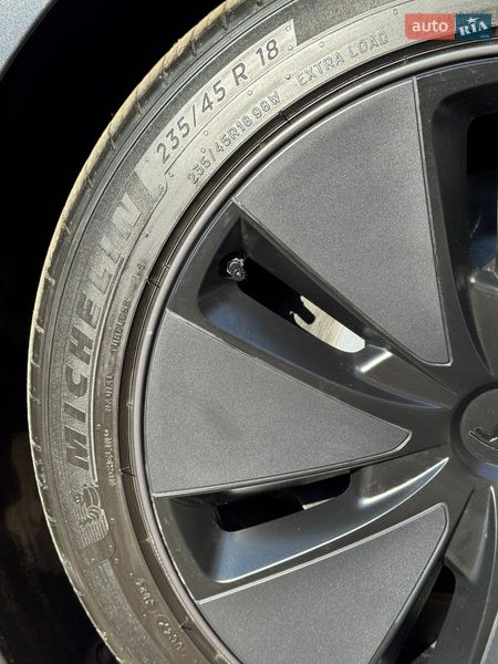 Седан Tesla Model 3 2024 в Ровно фото 27 Седан Tesla Model 3 2024 в Ровно