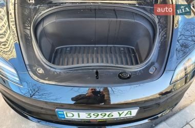 Седан Tesla Model 3 2024 в Киеве