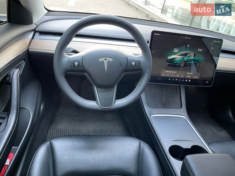Седан Tesla Model 3 2022 в Львове фото 31 Седан Tesla Model 3 2022 в Львове