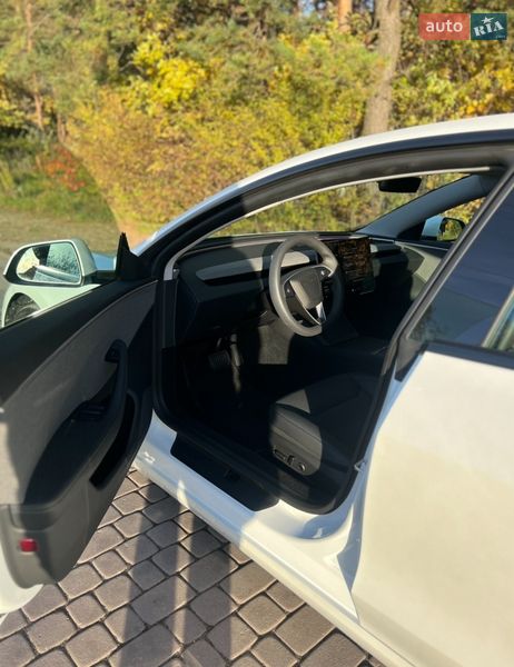 Седан Tesla Model 3 2024 в Львові фото 7 Седан Tesla Model 3 2024 в Львові