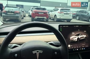 Седан Tesla Model 3 2022 в Ивано-Франковске