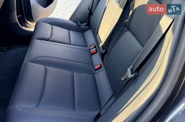 Седан Tesla Model 3 2024 в Виннице