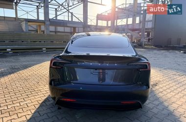 Седан Tesla Model 3 2024 в Виннице