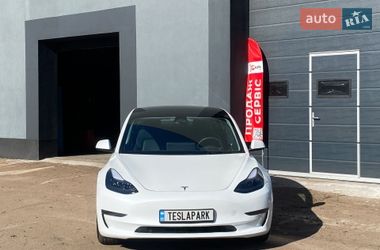 Седан Tesla Model 3 2023 в Киеве