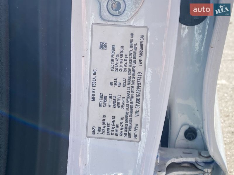 Седан Tesla Model 3 2023 в Киеве фото 23 Седан Tesla Model 3 2023 в Киеве