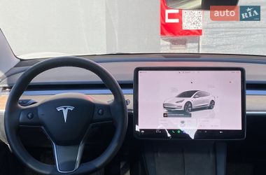 Седан Tesla Model 3 2023 в Киеве