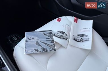 Седан Tesla Model 3 2020 в Ковеле