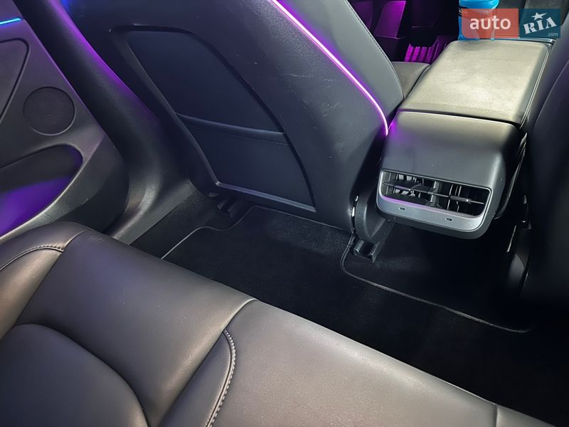 Седан Tesla Model 3 2023 в Днепре фото 16 Седан Tesla Model 3 2023 в Днепре