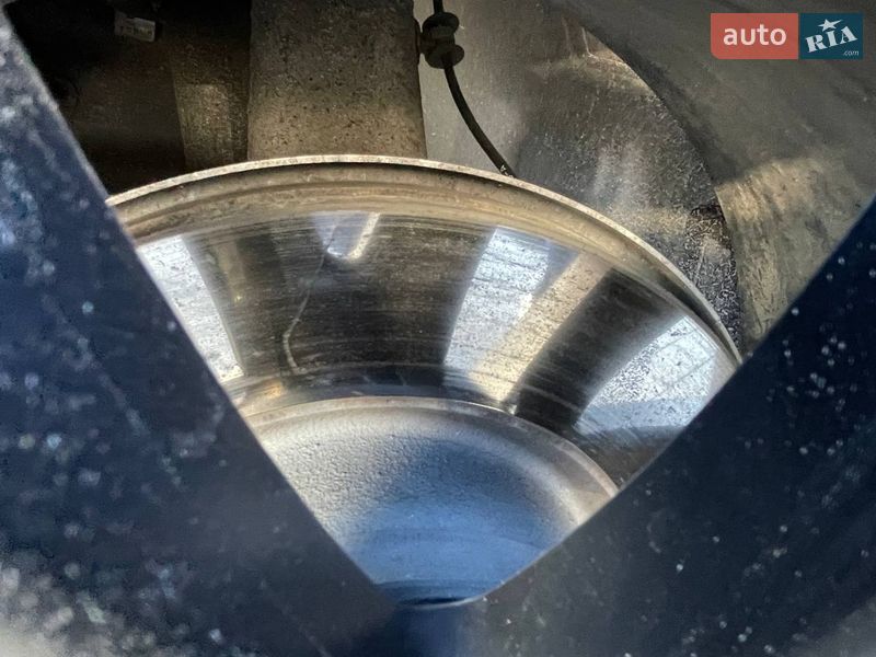 Седан Tesla Model 3 2022 в Киеве