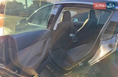 Седан Tesla Model 3 2020 в Киеве
