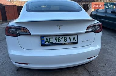 Седан Tesla Model 3 2022 в Днепре