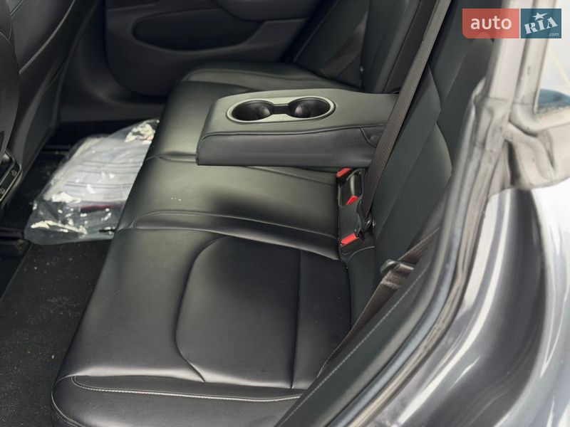 Седан Tesla Model 3 2018 в Киеве фото 9 Седан Tesla Model 3 2018 в Киеве