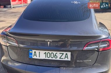 Седан Tesla Model 3 2019 в Киеве