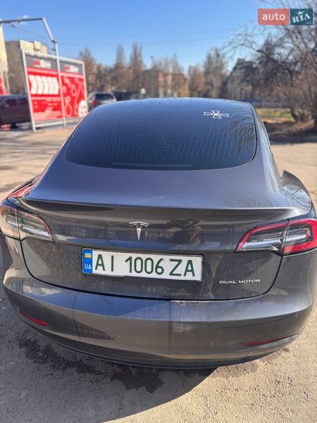 Седан Tesla Model 3 2019 в Києві