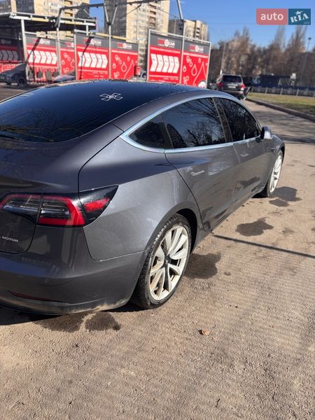 Седан Tesla Model 3 2019 в Києві