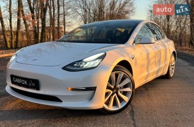 Седан Tesla Model 3 2019 в Броварах