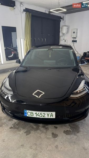Седан Tesla Model 3 2018 в Чернигове фото 16 Седан Tesla Model 3 2018 в Чернигове