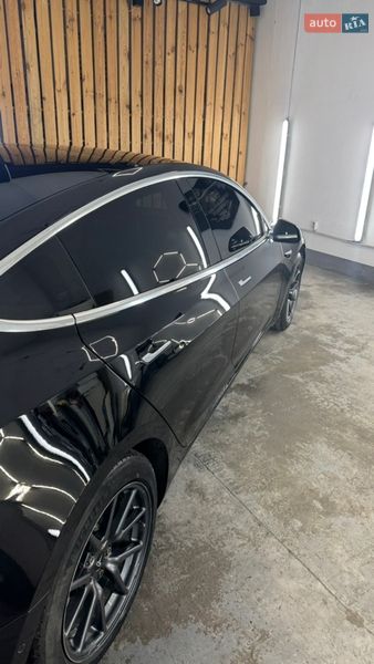 Седан Tesla Model 3 2018 в Чернигове фото 19 Седан Tesla Model 3 2018 в Чернигове