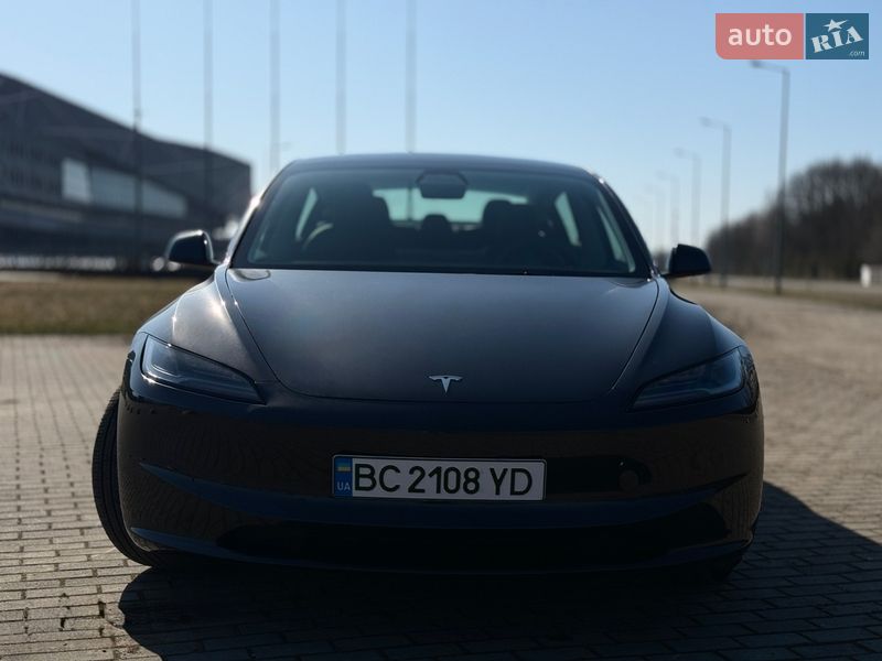 Седан Tesla Model 3 2025 в Львове фото 3 Седан Tesla Model 3 2025 в Львове