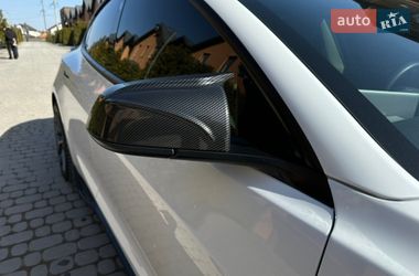 Седан Tesla Model 3 2021 в Виннице