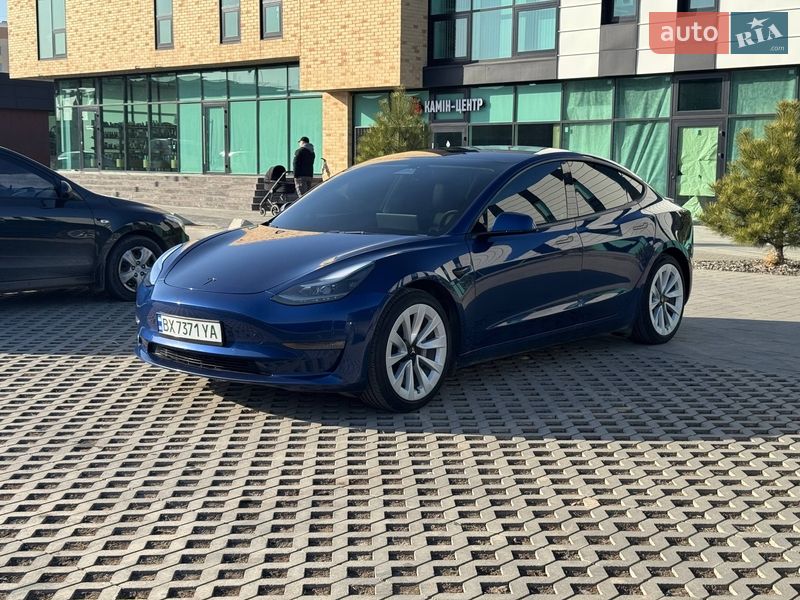 2021 Tesla Model 3, VIN 5YJ3E1EB4NF105955:plate — фото 1 (autoria)