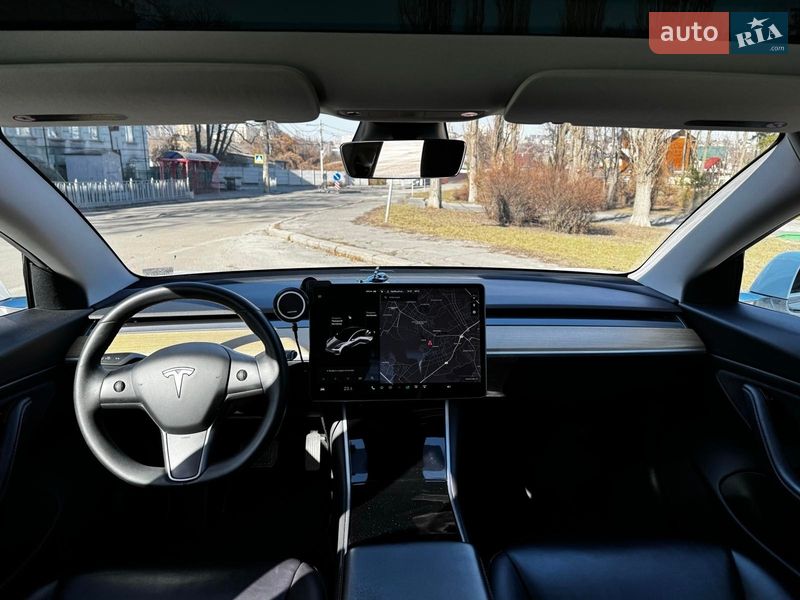 Седан Tesla Model 3 2020 в Киеве фото 16 Седан Tesla Model 3 2020 в Киеве