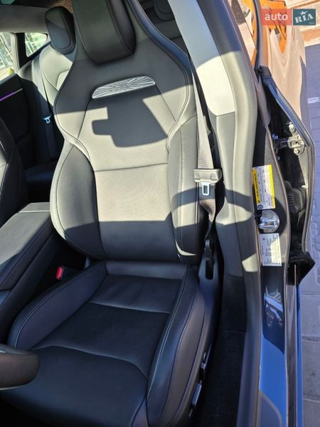 Седан Tesla Model 3 2024 в Киеве