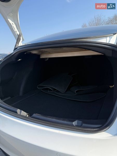 Седан Tesla Model 3 2021 в Запоріжжі