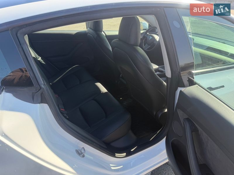 Седан Tesla Model 3 2022 в Києві фото 15 Седан Tesla Model 3 2022 в Києві