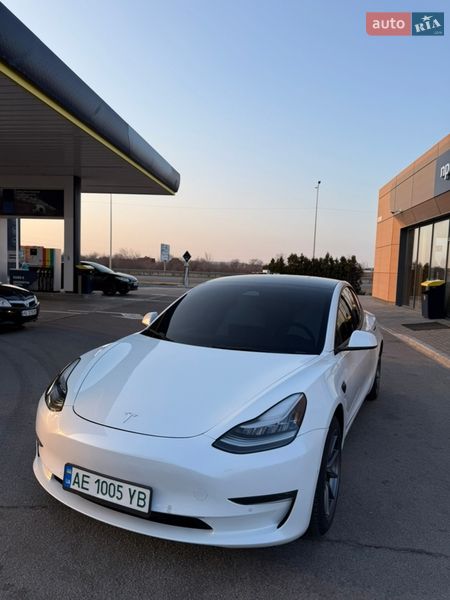 Седан Tesla Model 3 2022 в Днепре фото 12 Седан Tesla Model 3 2022 в Днепре
