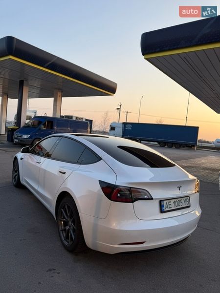 Седан Tesla Model 3 2022 в Днепре фото 17 Седан Tesla Model 3 2022 в Днепре