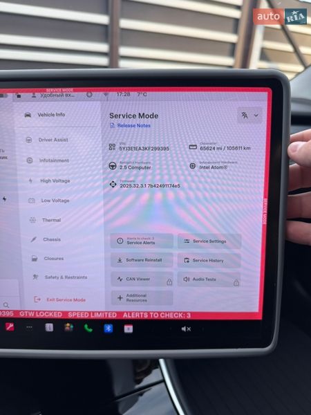 Седан Tesla Model 3 2019 в Львове фото 20 Седан Tesla Model 3 2019 в Львове