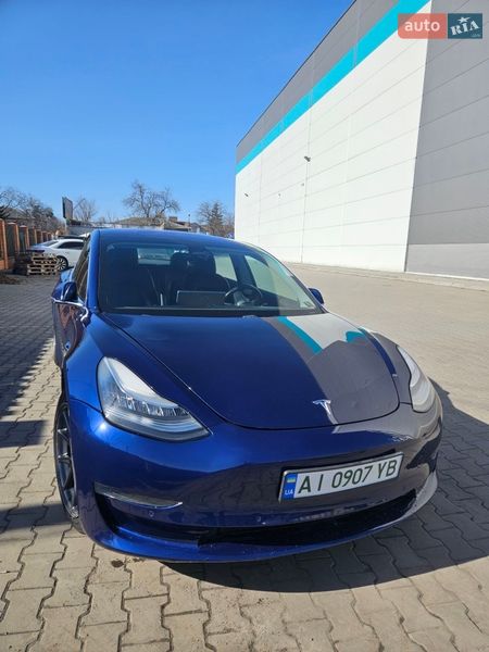 Tesla Model 3 2018